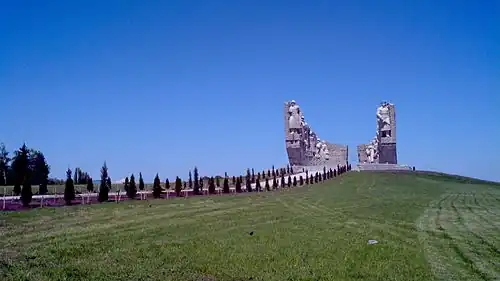 «Мемориал Славы на Самбекских высотах» в Неклиновском районе Ростовской области недалеко от посёлка Самбек