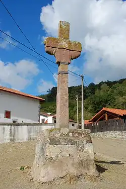 Крест на перекрёстке