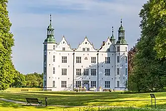 Общий вид замка