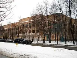 Фасад старого здания школы № 201 (до реконструкции) по 4-му Новоподмосковному переулку
