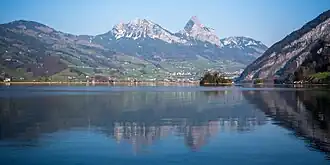 Озеро Лауэрцер-Зе весной 2022 года