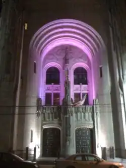 Подсветка входа ночью