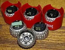 Шрифтоносители — шаровые головки типа IBM с зажимом