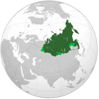 Октябрь 1918 года. Светло-зелёным цветом выделены территориальные претензии и зависимые режимы: ВОПУ, Урянхай и ВАП