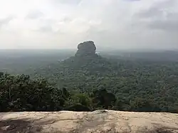 Скальное плато Сигирия