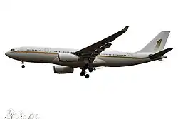 Airbus A330 (HZ-SKY2)