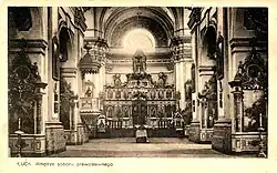 Интерьер собора (архивная польская открытка)