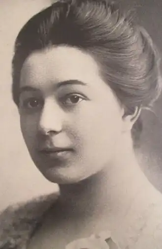 Фотопортрет ок. 1912 года