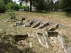 Средневековое кладбище