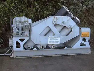 Противолодочный бомбомёт Squid в экспозиции Военно-морской базы в Девонпорте