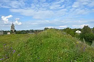 Остатки валов на Старицком городище