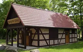 Vorlaubenhaus im Geologischen Garten in Stolzenhagen