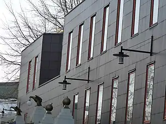 Фрагмент фасада дома номер 3