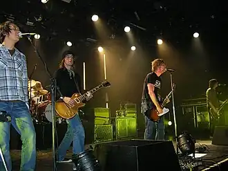 Джон Форман, Тим Форман, Чед Батлер, Джером Фонтамильяс, Дрю Ширли