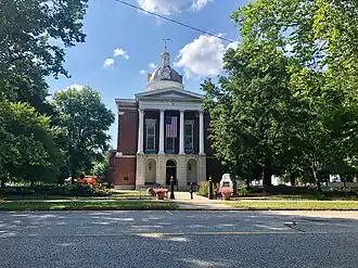 Здание суда округа Суитзерленд в Вивее