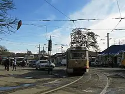 Трамвайный вагон из Москвы Tatra T3SU во Владикавказе. Примерно 2005 год.