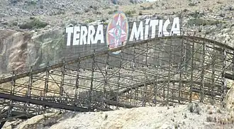 Один из аттракционов парка Terra Mitica