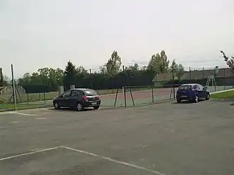 Теннисный корт