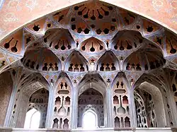 Музыкальный зал Али-Капу