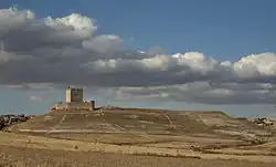 Вид на замок Тьедра, подаренный королем Санчо IV Педро Альваресу де лас Астуриасу