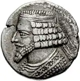 Изображение парфянского царя Тиридата II на монете.