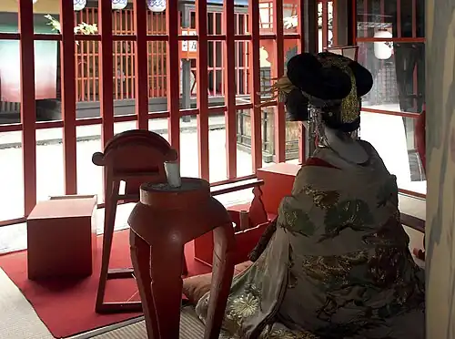 Харимисэ изнутри. Парк развлечений киностудии Тоэй[англ.]