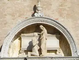 Памятник Каппелло, стоящему на коленях перед Святой Еленой. Церковь Святой Елены, Венеция