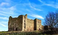 Руины замка Тоолсе, вид с юго-запада