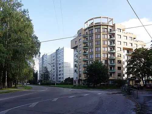 Дома № 10 и 12, вид от ул. Дзирциема