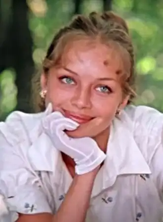 в роли Риты в фильме Покровские ворота