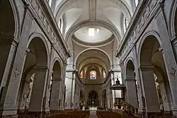 Интерьер главного нефа