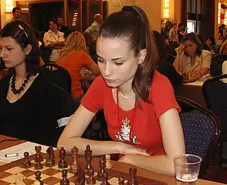 Во время командного чемпионата Европы 2007 г. Слева — А. Сребрнич, сзади — И. Мадл.