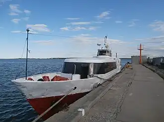 Судно «Vesta» в порту Аэгна, 2016 год