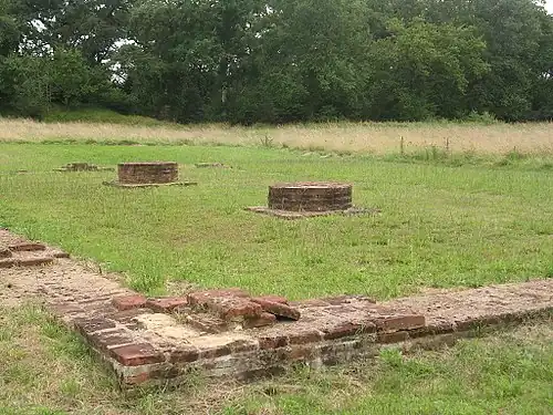 Остатки замка Лабри