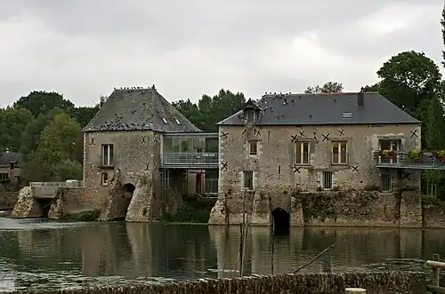 Бывшая мельница на Луаре