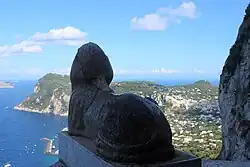 Сфинкс, смотрящий на гавань