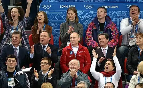 С Владимиром Путиным на командных соревнованиях по фигурному катанию в Сочи, 2014 год