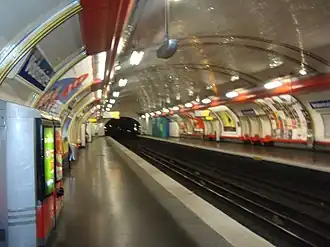 Зал станции (2010 год)