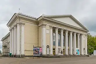 Здание Кировского областного драмтеатра.Объект культурного наследия России федерального значениярег. № 431510398410006 (ЕГРОКН)объект № 4310252000 (БД Викигида)