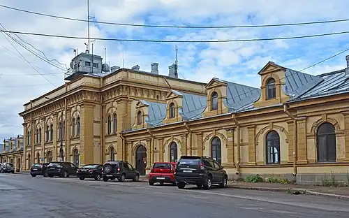 Вид со стороны улицы Южный Вал