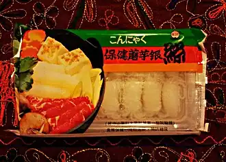 Упаковка лапши сиратаки с щелочным раствором