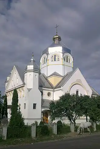 Церковь в селе Якторов