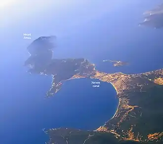 Трасса канала, наложенная на спутниковый снимок полуострова Айон-Орос