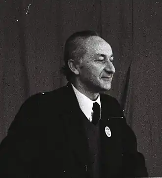 Юрий Конобеев во время выступления(1968 год)