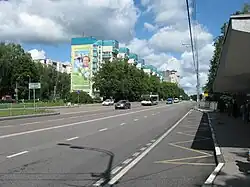 Вид от начала проспекта со стороны первого микрорайона в сторону второго микрорайона