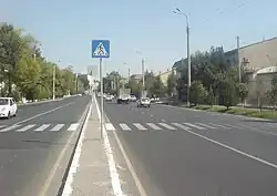 Улица Зиёлилар на пересечении с проездом Каландар. Район индивидуальной застройки