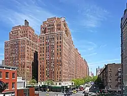 Многоквартирные гетто Манхеттаната